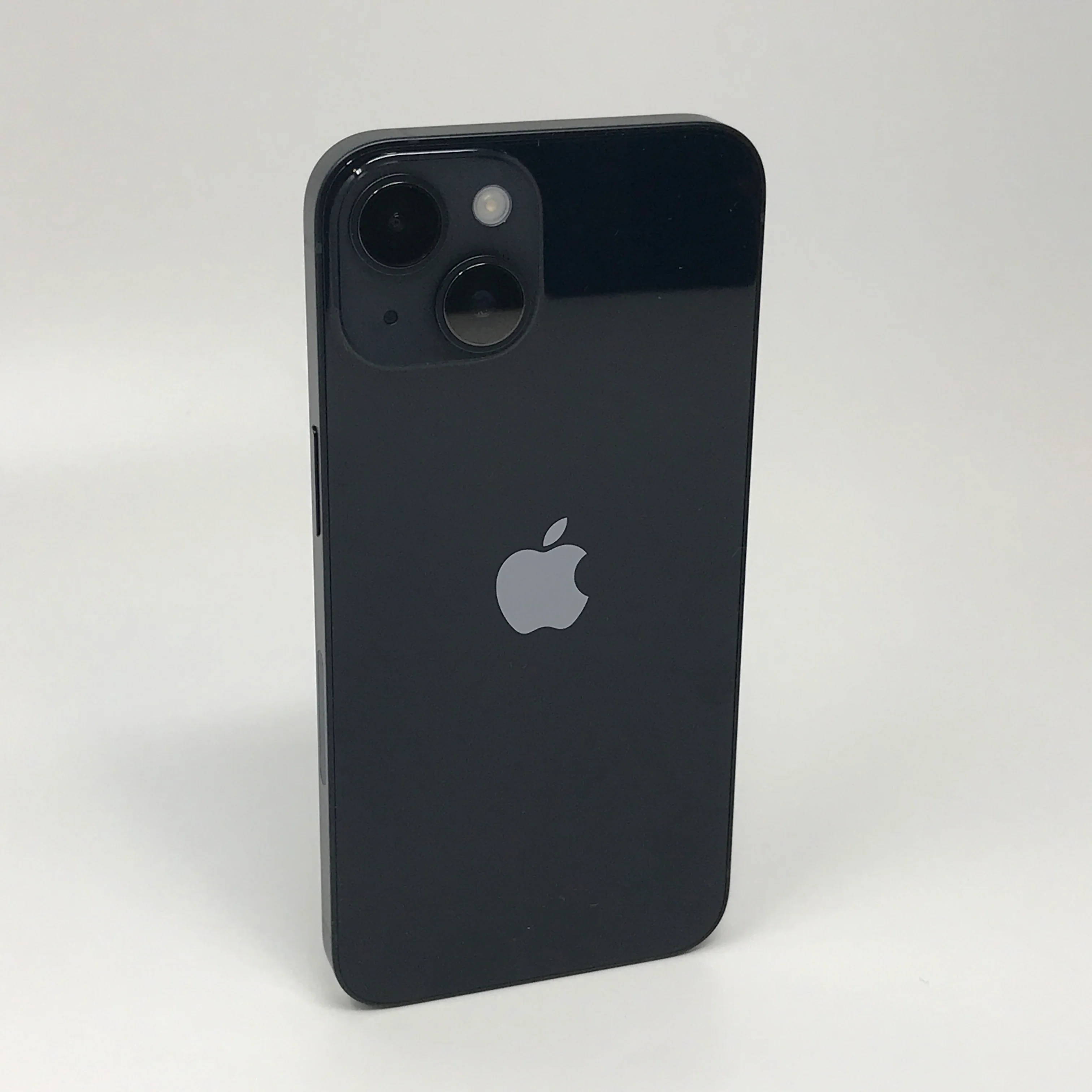 Apple iPhone 14 128GB Midnight Verizon Excellent Condition - Image 3