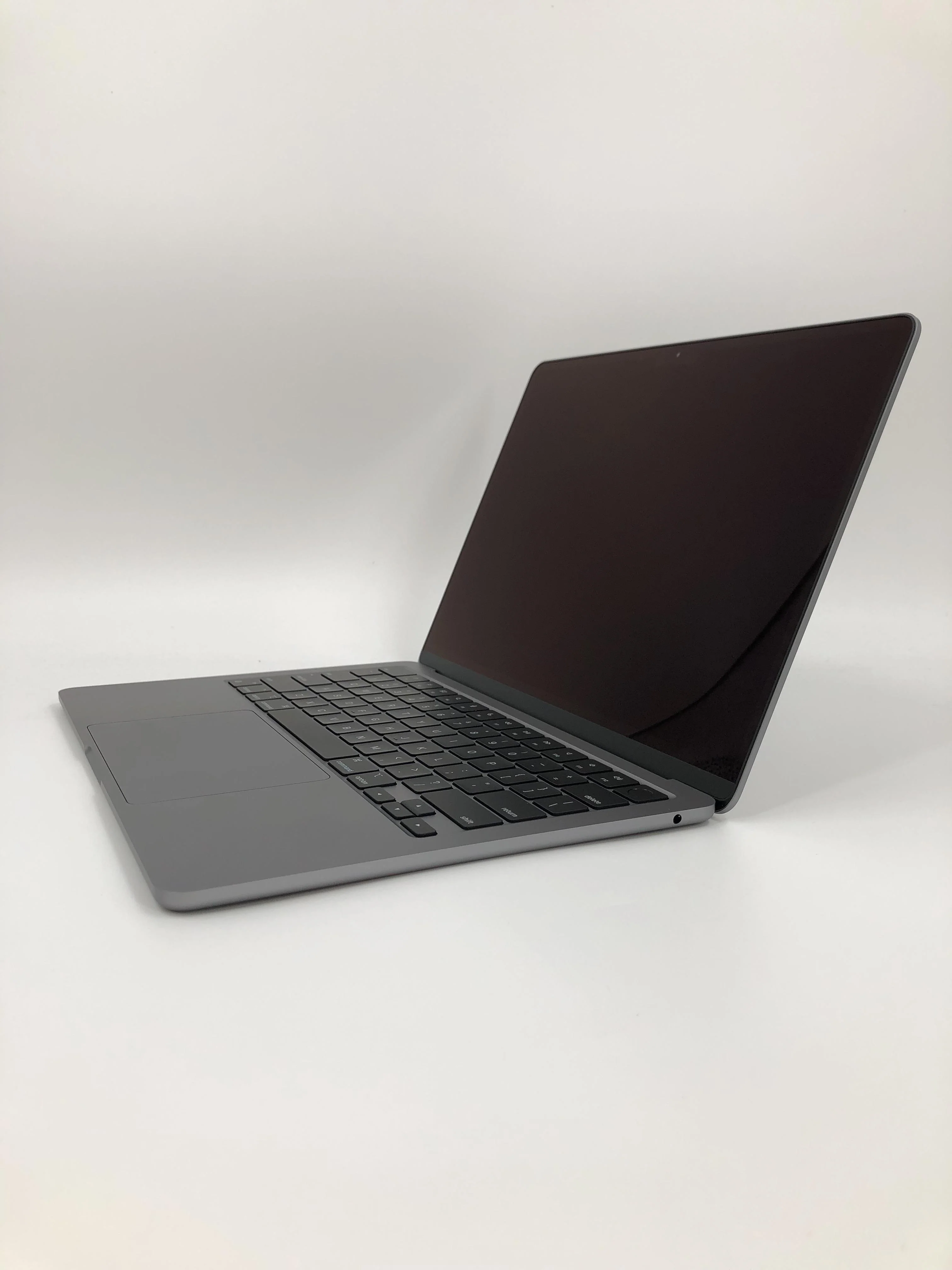 MacBook Air 13 2022 M2 8-Core CPU 8-Core GPU 16GB 256GB Space Gray Excellent - Image 6