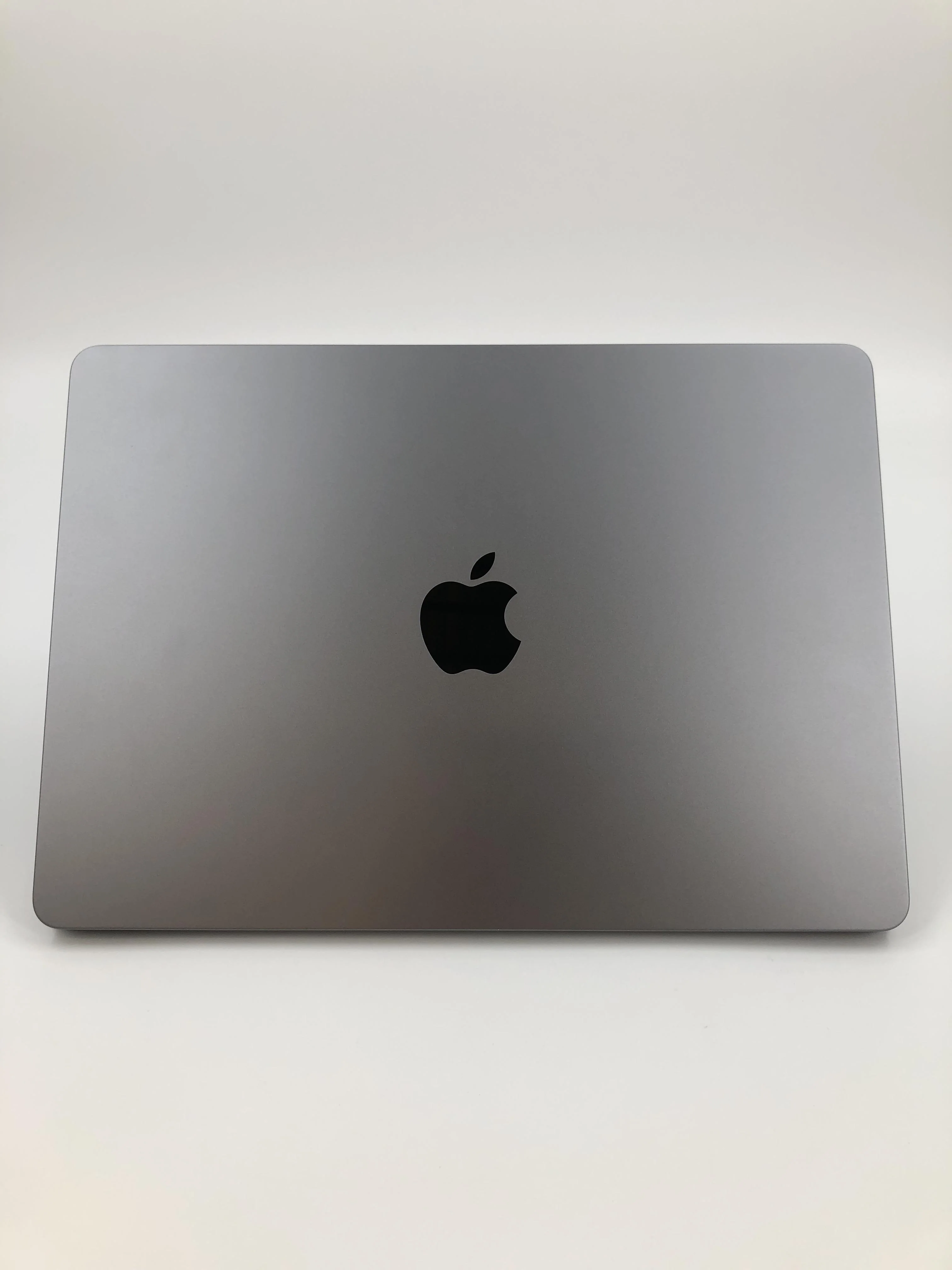 MacBook Air 13 2022 M2 8-Core CPU 8-Core GPU 16GB 256GB Space Gray Excellent - Image 9