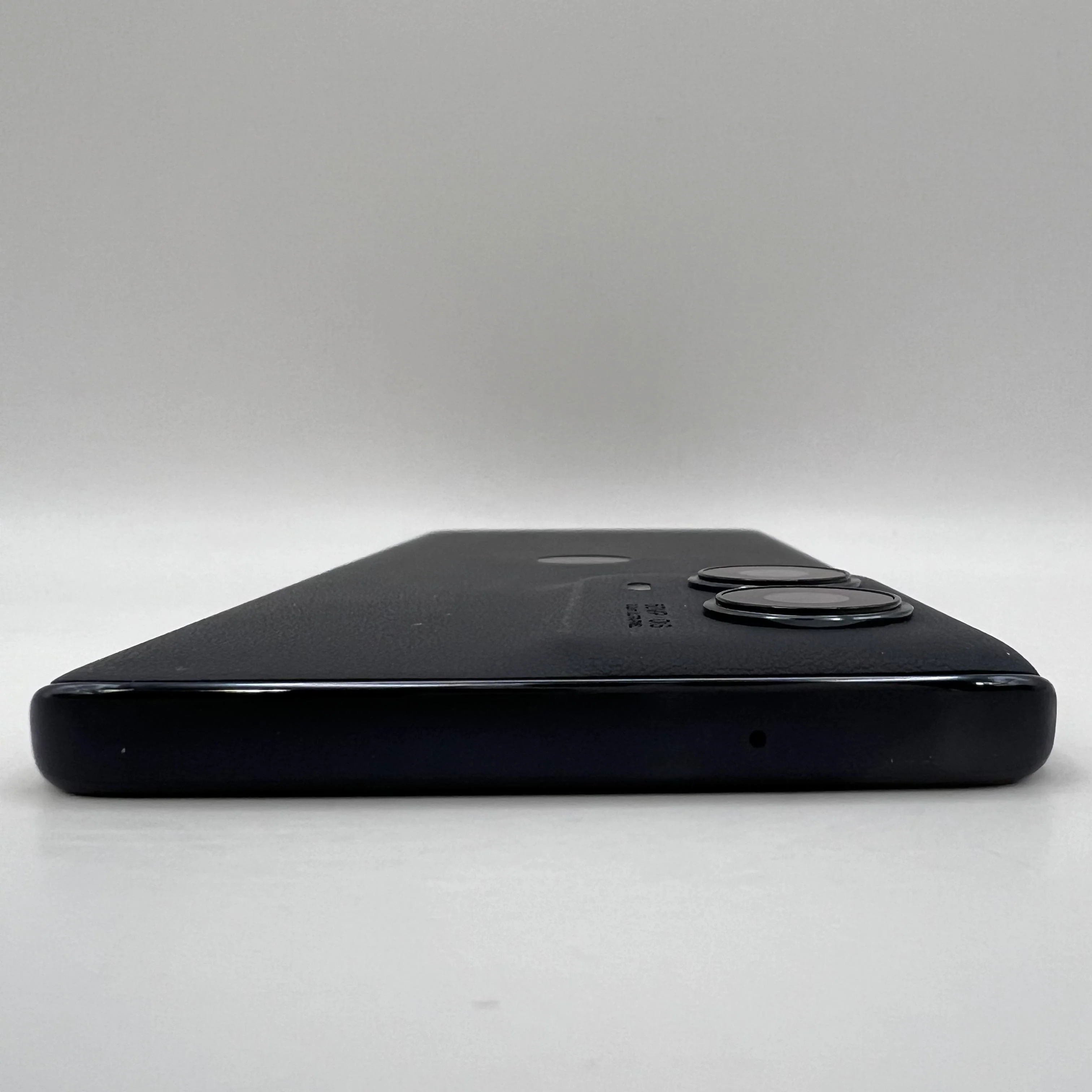Motorola Edge 2024 256GB Midnight Blue Unlocked Excellent Condition - Image 7