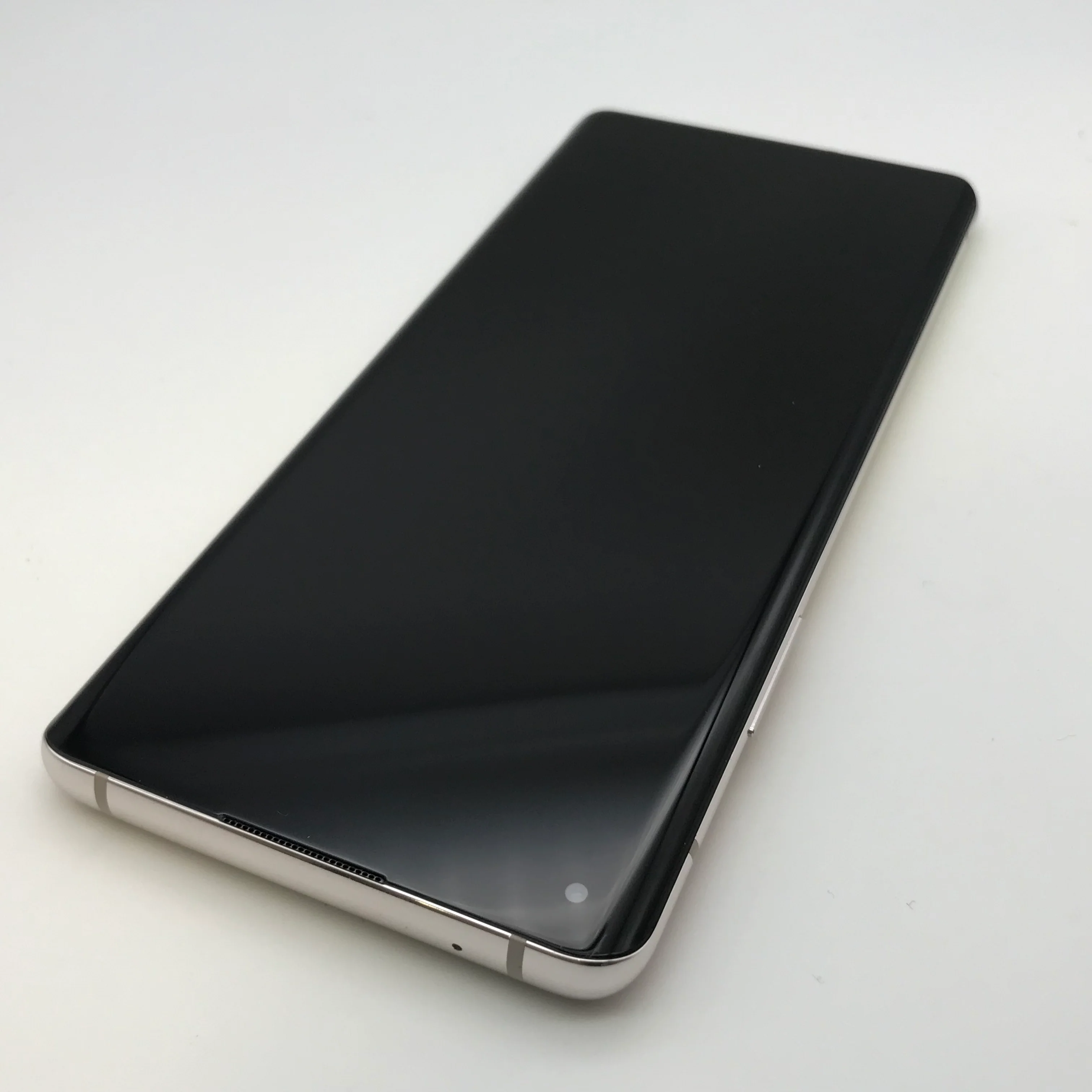 OnePlus 8 5G 128GB Interstellar Glow (GSM Unlocked) - Image 3