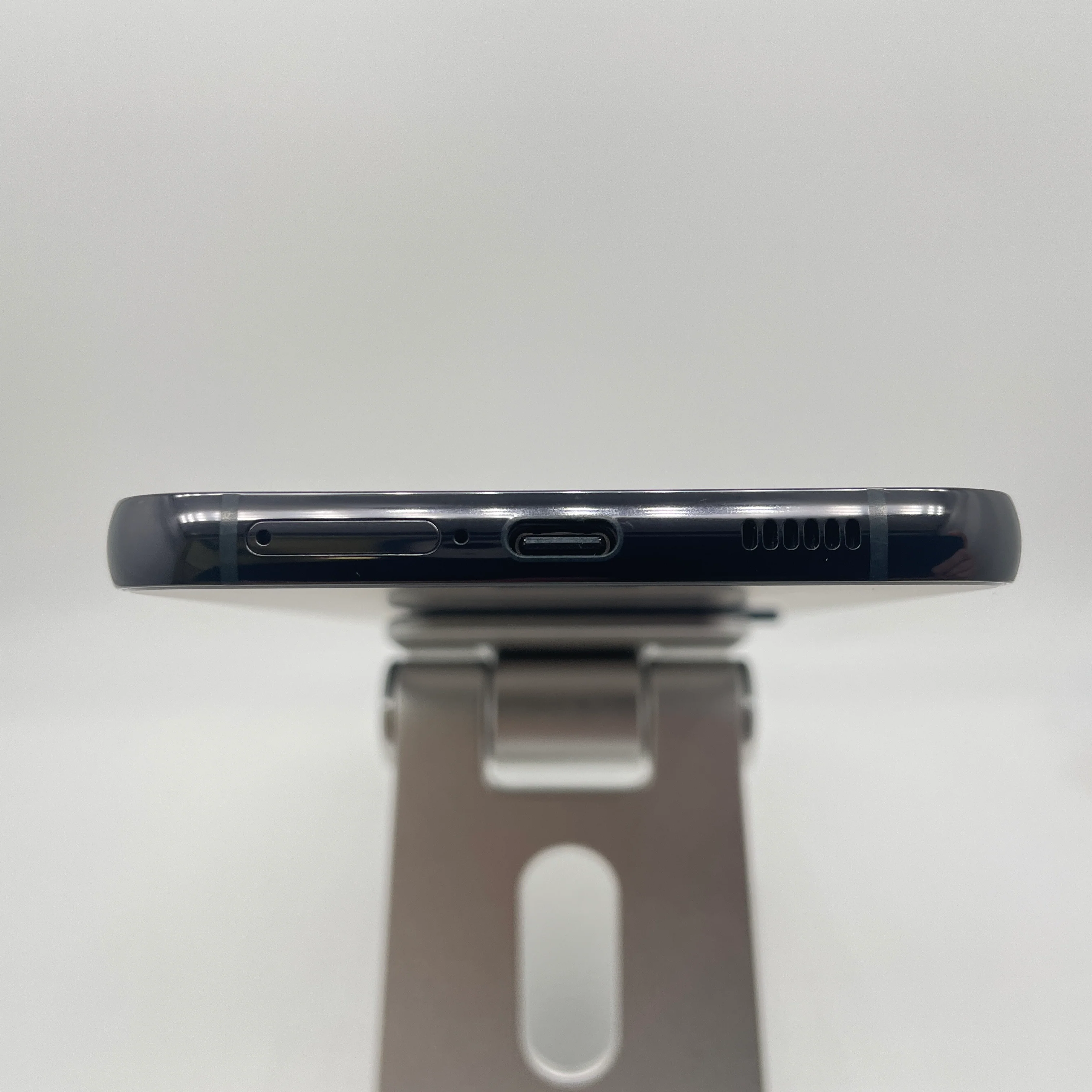 Samsung Galaxy S22 Plus 5G 128GB Phantom Black Unlocked Good Condition - Image 7