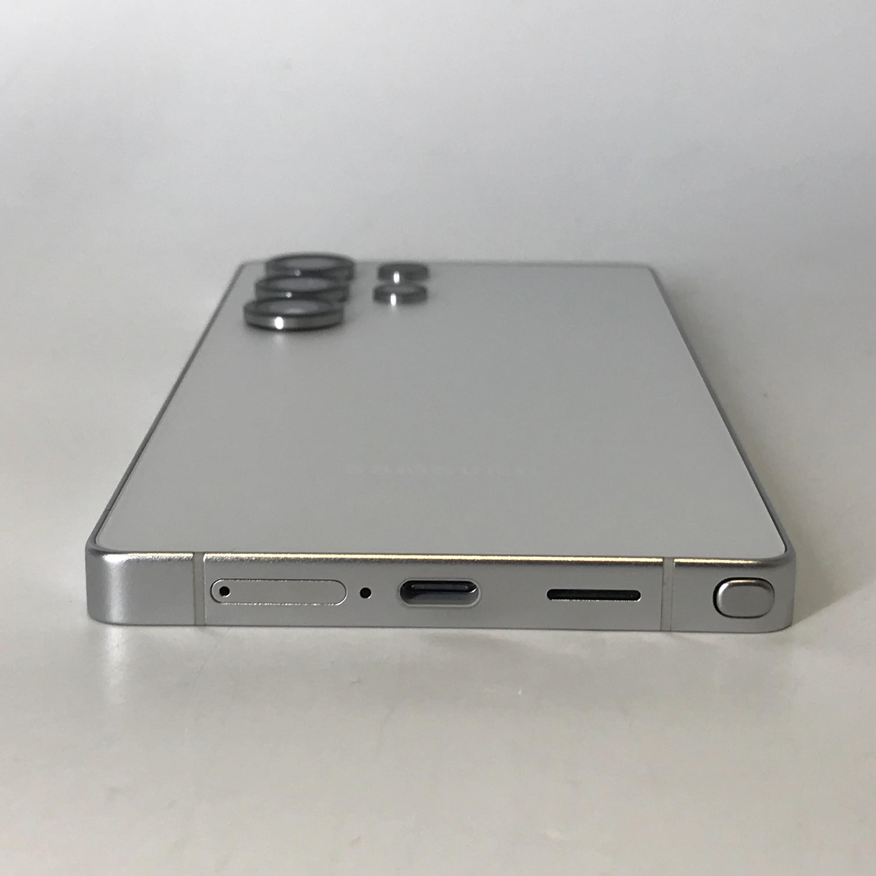 Samsung Galaxy S25 Ultra 512GB Titanium Whitesilver Unlocked Excellent Condition - Image 6